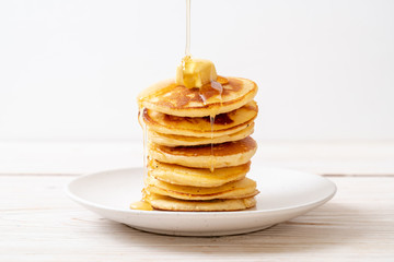 pancakes with butter and honey