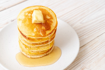 pancakes with butter and honey