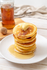 pancakes with butter and honey
