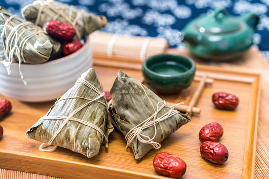 Close-up photos of zongzi and jujube on Dragon Boat Festival