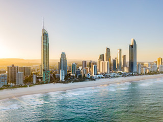 Obraz premium Surfers Paradise skyline aerial view at sunset on the Gold Coast in Queensland, Australia