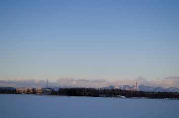 雪原の夕暮