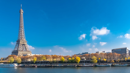 Paris, Eiffel tower in autumn, panorama from the Bir Hakeim bridge
