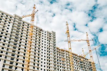 Building of multiroom inhabited highly floor house