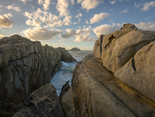 The granite cliffs of Moras