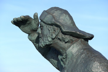 Statue eines Fischers am Deich in Cuxhaven Sahlenburg