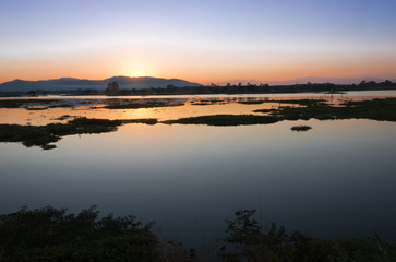 Fototapeta na wymiar Sunset in the lake