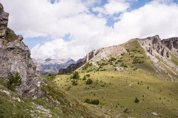Besteigung des Piz Daint vom Ofenpass, vorbei am Il Jalet über den Westgrad auf den Gipfel (2968m)...