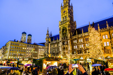 christmas market in munich - germany - obrazy, fototapety, plakaty