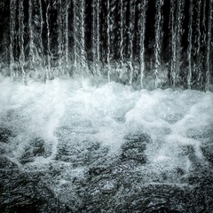 Kleiner Wasserfall
