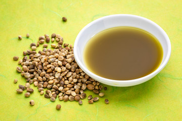 hemp seeds and oil