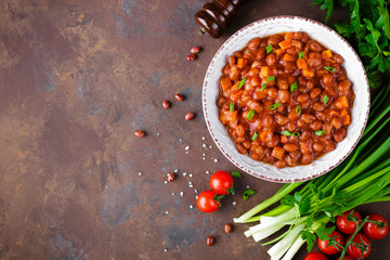 Stewed red beans with carrot in spicy tomato sauce