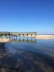 Fototapeta na wymiar fishing pier on Chesapeake Bay