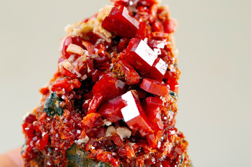 Vanadinite mineral/vanadinite mineral gem stone quartz gem rock