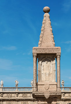 Column Shrine - Piazza delle Erbe - Verona Italy