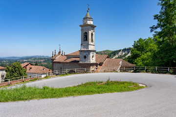 Road to Mondovi at Clavesana