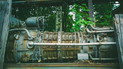 Submarine  vehicle  rustry motor engine 