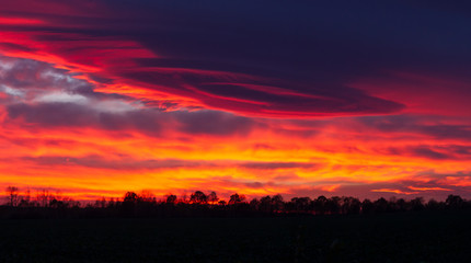 Fototapeta na wymiar UFO cloud sunset