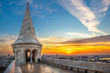 Budapest, Hungary - Beautiful sunrise at the Fisherman's Bastion with skyline view of Budapest including Parliament and St. Stephen's Basilica - obrazy, fototapety, plakaty