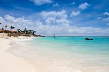 Fototapeta na wymiar Eagle beach in Aruba