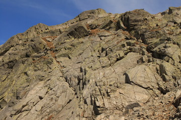 Fototapeta na wymiar Erosion in den Alpen / Flanke am Inner-Schwarzhorn