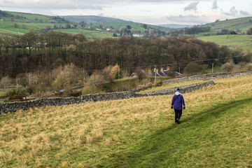 Fototapeta na wymiar Walking near Settle, Settle is a small market town and civil parish in the Craven district of North Yorkshire, England. 