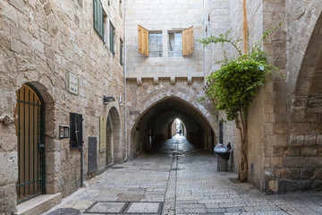Fototapeta na wymiar The quiet streets of Jerusalem. Habad street in old city of Jerusalem, Israel
