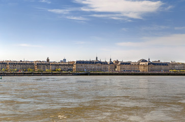 Obraz premium View of Bordeaux city center, France