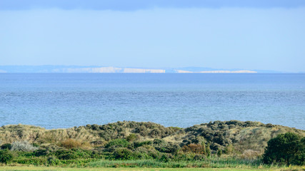 Blick von Frankreich auf britische Kreideküste