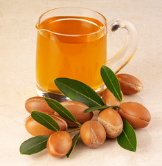 ARGAN OIL AND NUTS