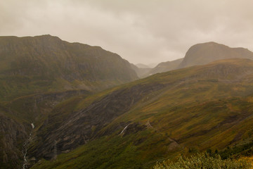 Obraz na płótnie Canvas amazing norwegian mountain range
