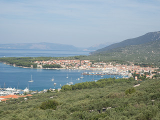 Harbor and city of Cres