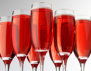 SEVEN PINK CHAMPAGNE GLASSES