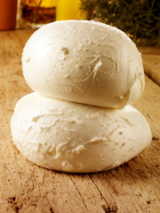 ITALIAN BUFFALO MOZZARELLA