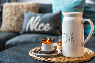 Klimatyczna dekoracja stołu, home staging