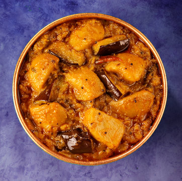 ALOO BAIGAN CURRY