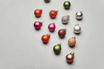 Multi-colored balls to decorate the hristmas tree.