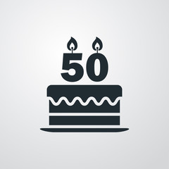 Icono plano tarta de 50 aniversario en fondo gris