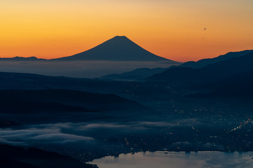 高ボッチ高原の夜景と富士山（日本の絶景）