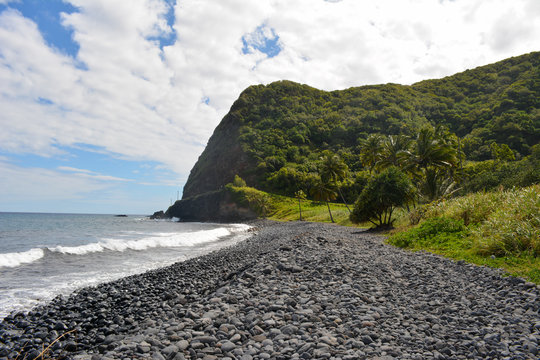 Remote beach along the road to Hana in Maui, Hawaii.