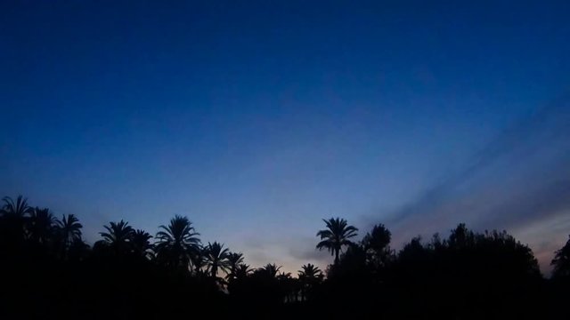 Timelapse of aircrafts in the night