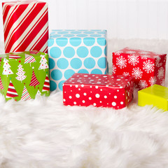 Obraz premium Red, White, Blue and Green Christmas presents