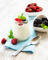 Yogurt with fresh berries