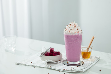 Dragon fruit smoothies