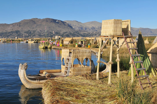 Peru, South America, Titicaca Lake, Uros Indian, Uros Ayamaras, Floating Island.
