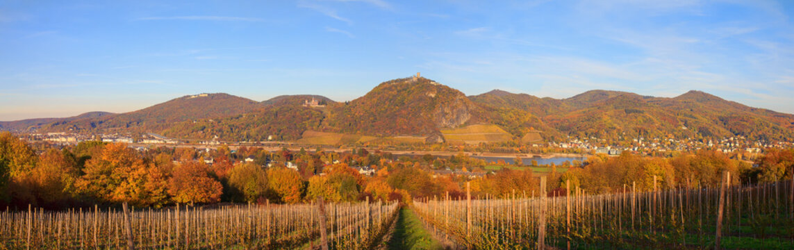 Das Siebengebirge im Herbst, Deutschland
