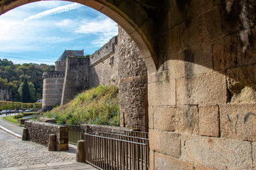 Fougères. Remparts du château vus de la porte d'entrée sur la ville. Ille et Vilaine. Bretagne	