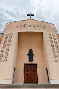 Kirche Santa Maria Ausiliatrice in Lido di Jesolo, Italien