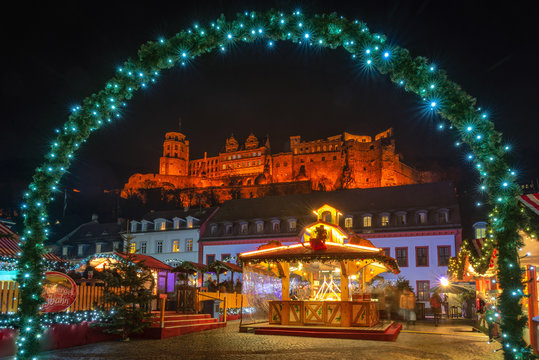 Heidelberger Weihnachtsmarkt und Schloss