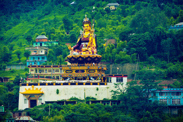 Monumental statue of Padmasmabhava (Guru Rinpoche) in Rewalsar. Mandi District, Himachal Pradesh, India © O'SHI